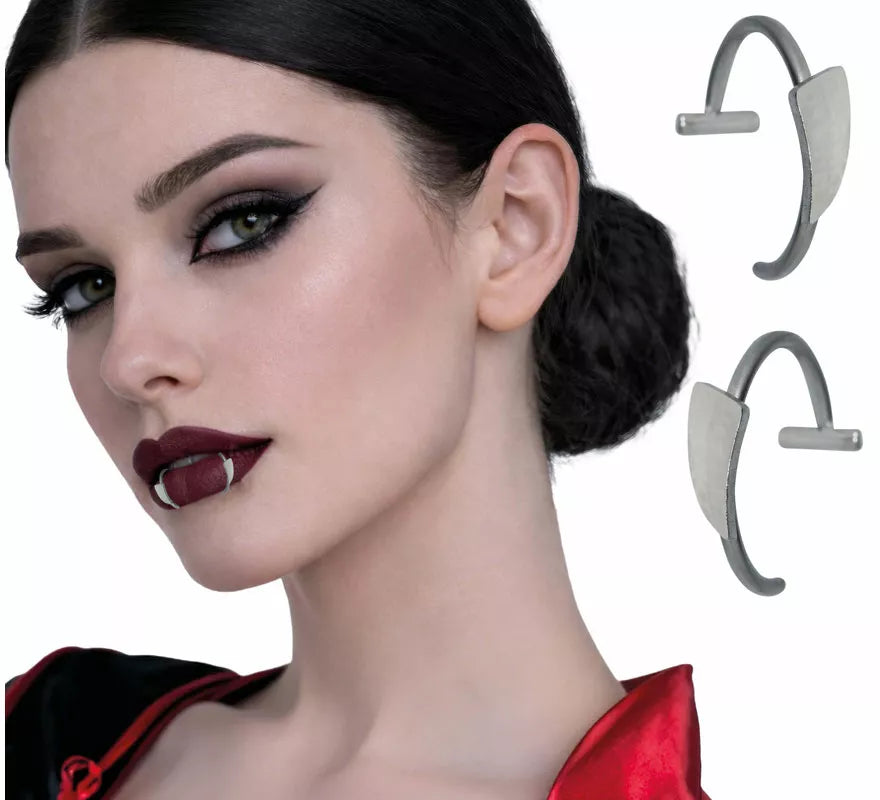 Translation missing: it.2 Piercings Colmillo de Metal