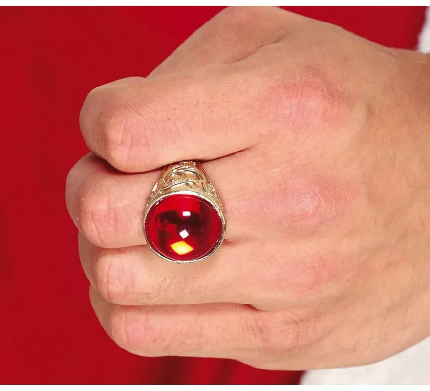 Anillo dorado con Rubí de plástico