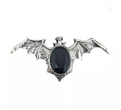 Anello pipistrello gotico con pietra nera