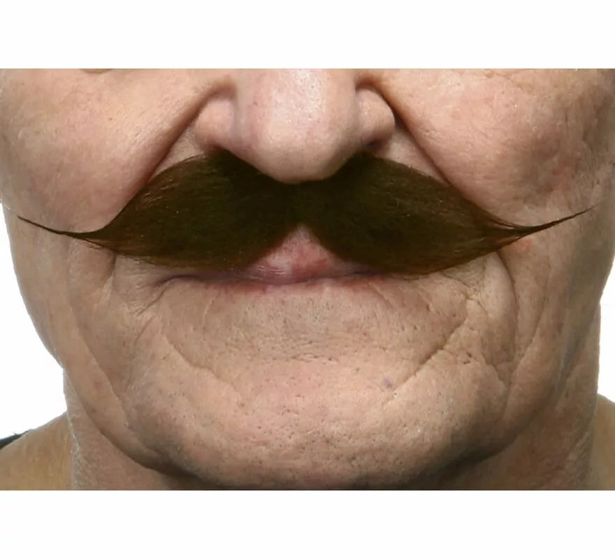 Translation missing: es.Bigote de Mosquetero castaño