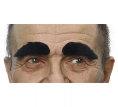 Cejas negras