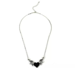 Collar Corazón negro
