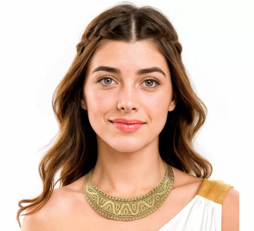 Collar dorado de Romana