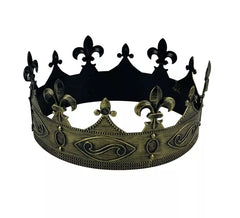 Corona del re medievale scuro