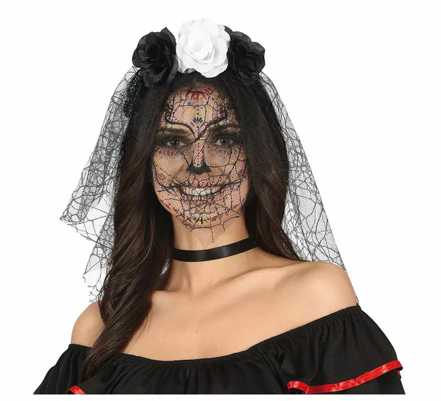 Translation missing: es.Diadema Flores Negras y Blancas con Velo