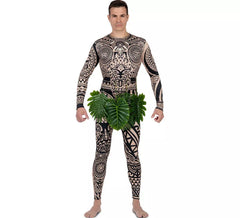 Costume da uomo hawaiano tatuato dell'isola di Maui
