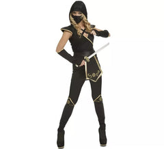 Costume da ninja nero e oro per una donna