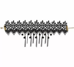 Choker con perle nere e catene