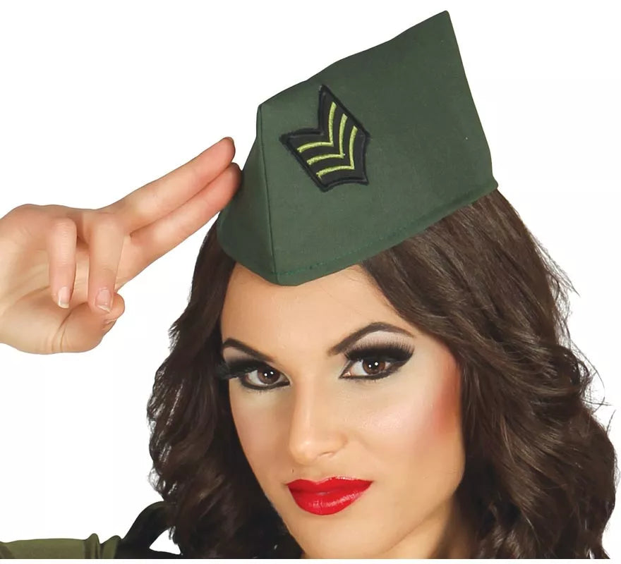Translation missing: it.Gorro Militar de color verde con insignia