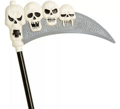 Guadaña con calaveras de 120 cm.