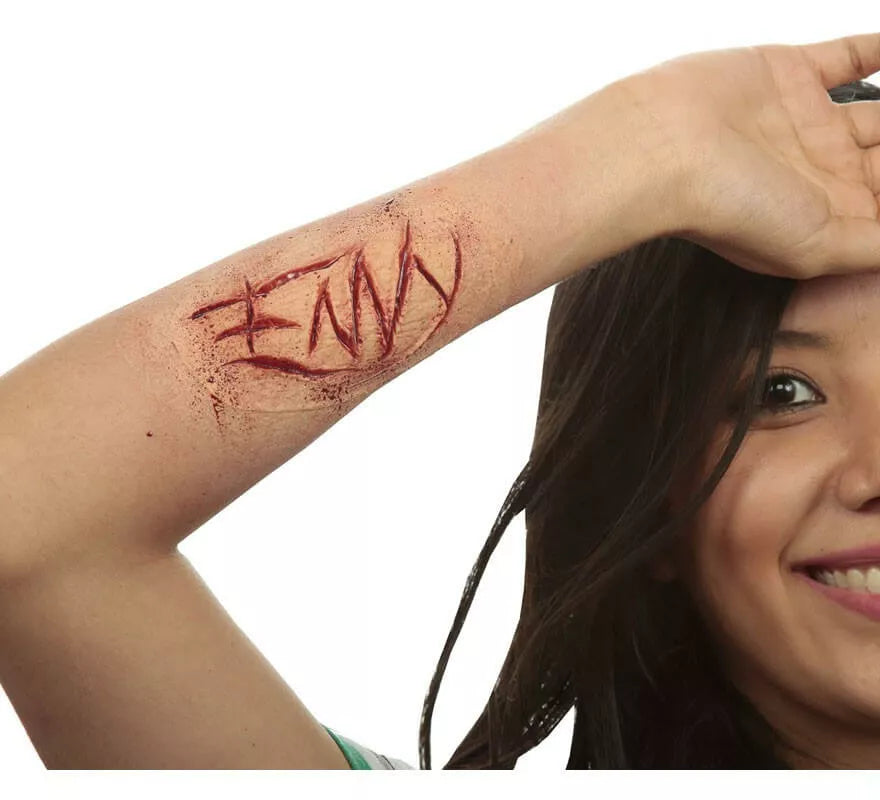 Translation missing: es.Maquillaje FXs de Letras Envy Envidia