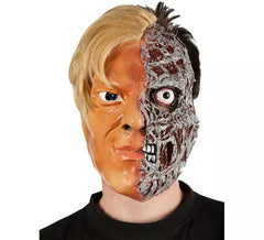 Maschera con mezza faccia bruciata
