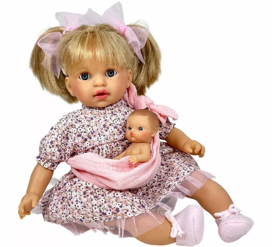 Translation missing: it.Muñeca Álex rubia con Bebé y Vestido Floral de 40 cm