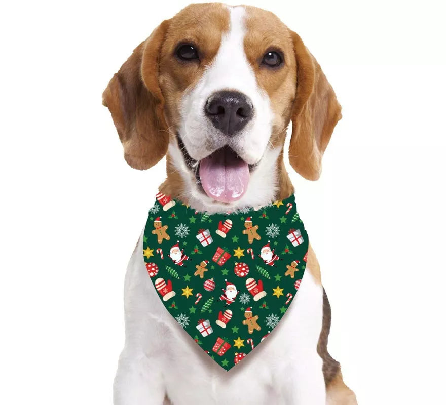 Translation missing: it.Pañuelo Navideño estampado verde para perro de 69x35 cm
