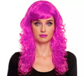 Peluca Ondas fucsia con fleco