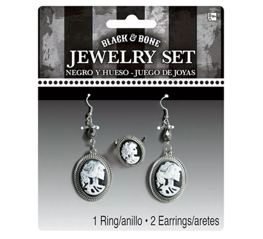 Translation missing: it.Pendientes y anillo gótico calavera