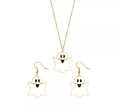 Orecchini e collana fantasma